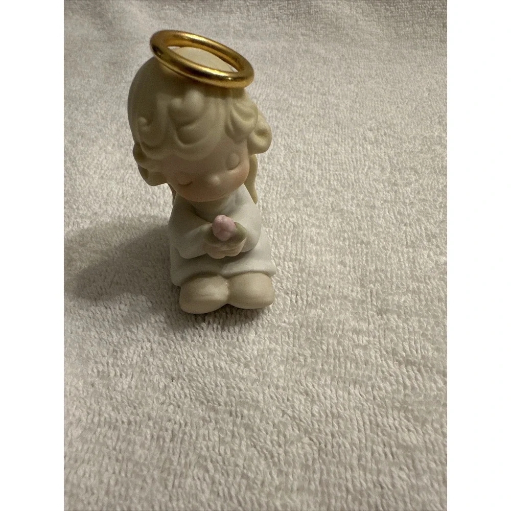 Precious Moments - Bear- Happy Holi-Daze #520454 (1998)‎ Ornament + Angel Figure